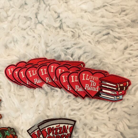 LOT/BUNDLE OF 30 GIRL SCOUT Iron On Patches Badges Never Been Used NEW - Picture 5 of 11